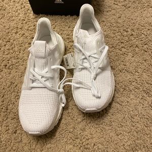 Men’s Adidas UltraBOOST 19 Brand New never worn